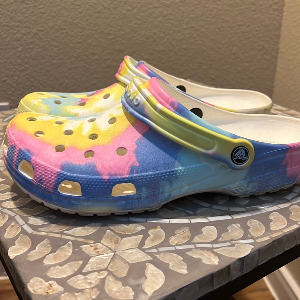 Crocs Tye-Die size 11